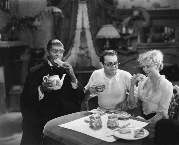 Behind the scenes of ‘Dr Jekyll and Mr Hyde’ (1931) (via Monster Vision) - Frederic March, director Rouben Mamoulian and Miriam Hopkins. .jpg